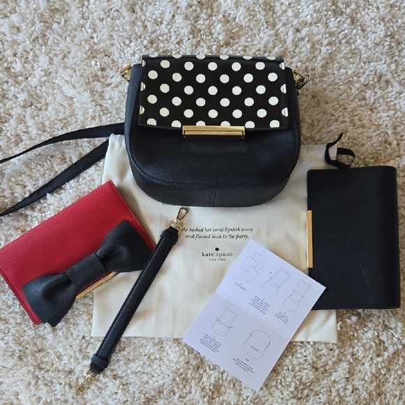 Kate Spade Black Crossbody Bag with Two (2) Extra Flaps. - Picture 2 of 9